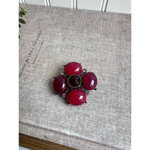 Magenta Cabochon Brooch Vintage Lucite Pendant Medieval Renaissance - Picture 2 of 7